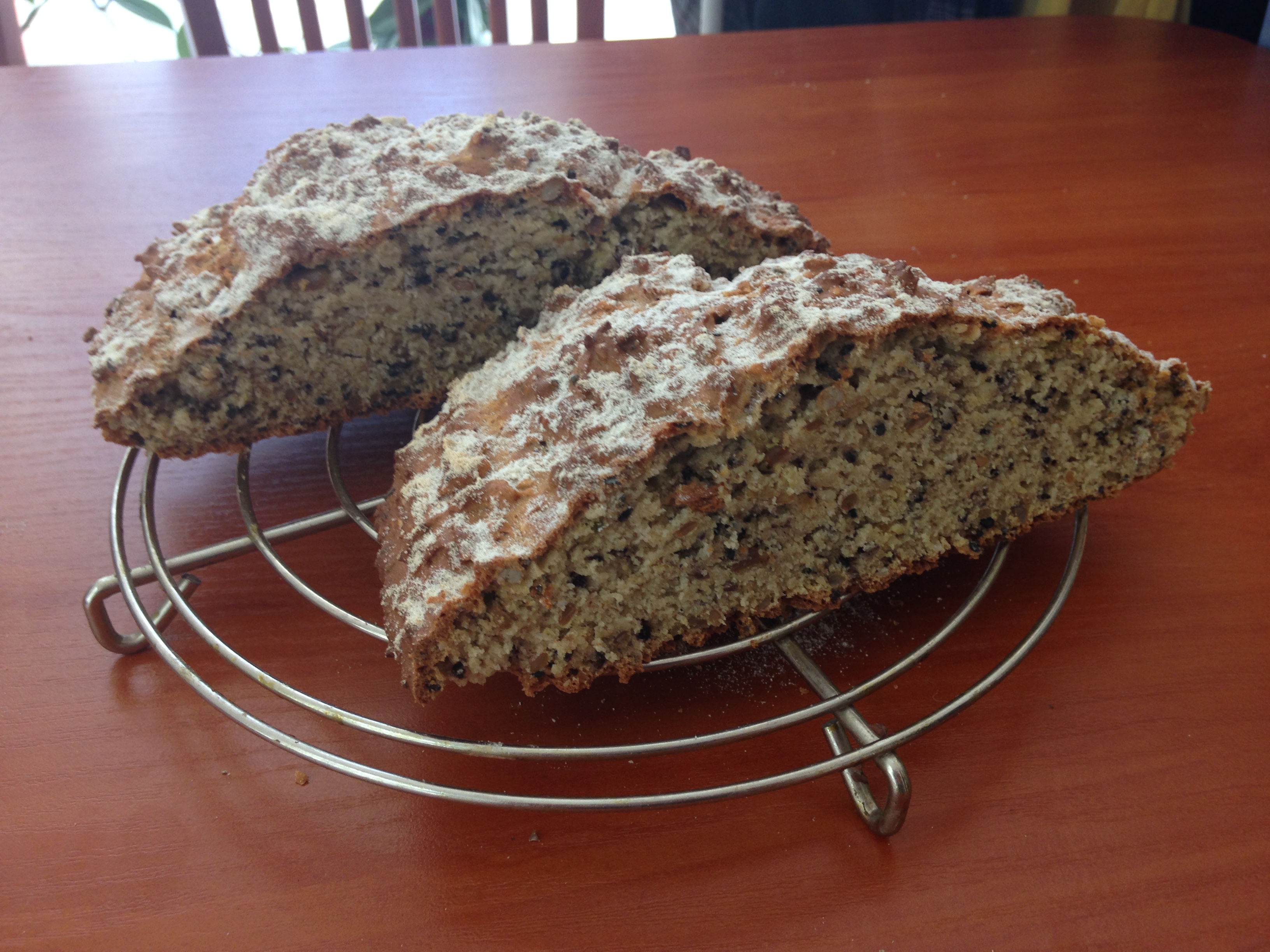 Magos kenyér (glutén- és élesztőmentes)