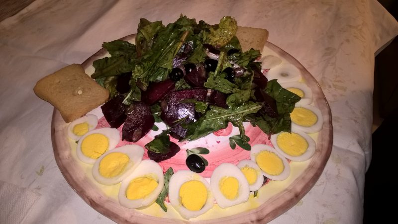 „Violt vártam ezzel”-Bio kerti rögtönzött céklás tökmagos saláta