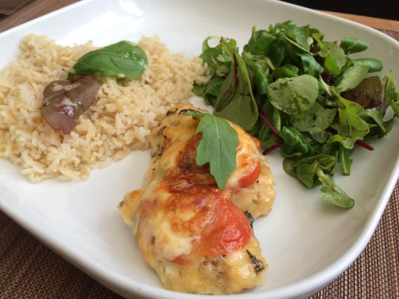 Mozarellás, paradicsomos csirkemell